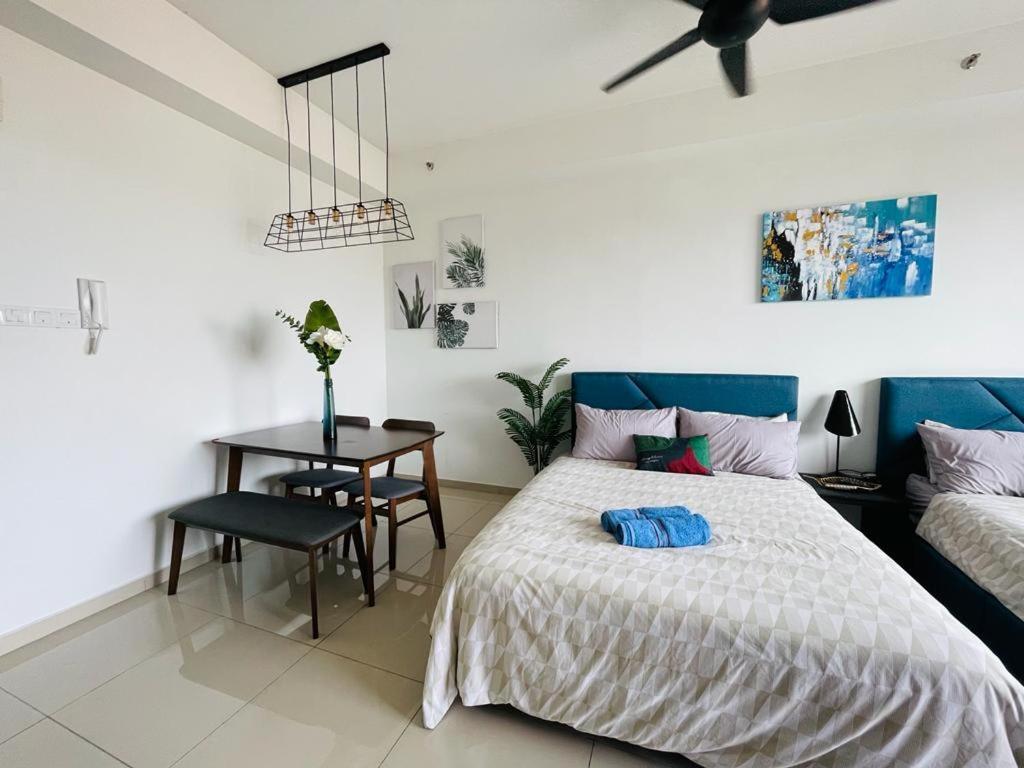 Homestay I-City Cantik, Tenang, Wifi, 4K Smart Tv, Netflix, Coway, Free Parking Shah Alam Exterior foto