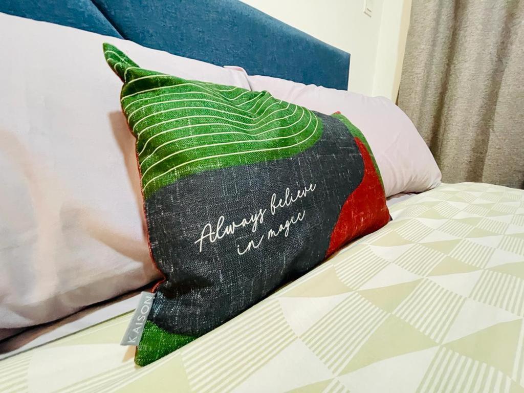 Homestay I-City Cantik, Tenang, Wifi, 4K Smart Tv, Netflix, Coway, Free Parking Shah Alam Exterior foto