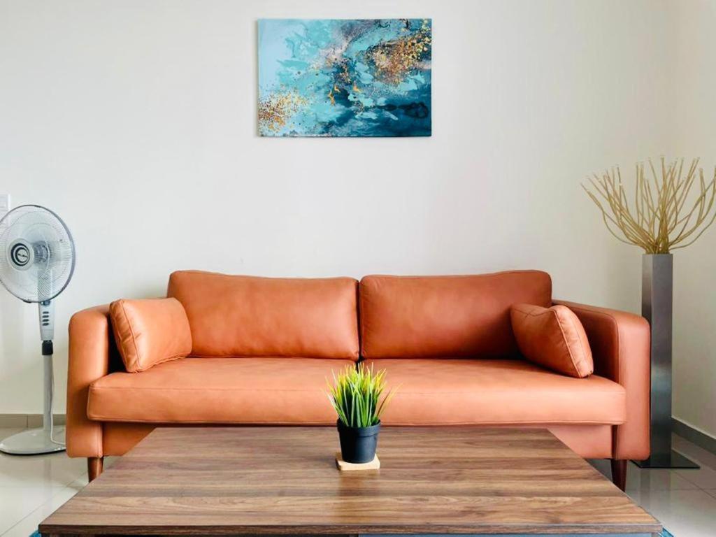 Homestay I-City Cantik, Tenang, Wifi, 4K Smart Tv, Netflix, Coway, Free Parking Shah Alam Exterior foto
